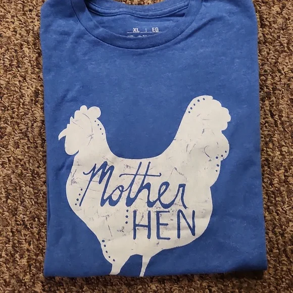 Mother Hen Blue T-shirt XL - Picture 5 of 5